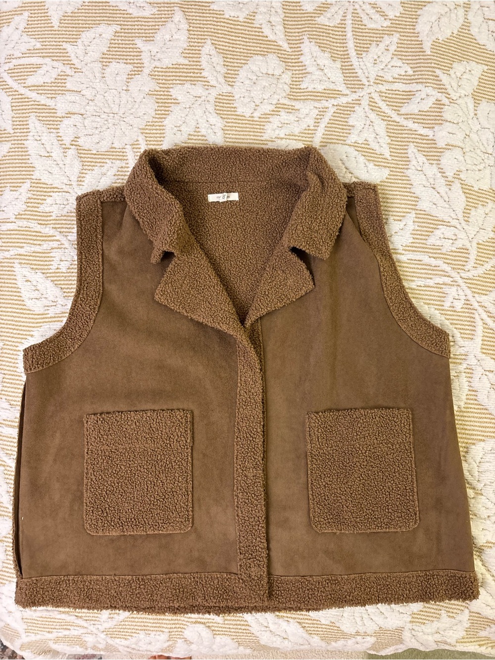 Sherpa Lined Vest in Brown Size XXL Maurices